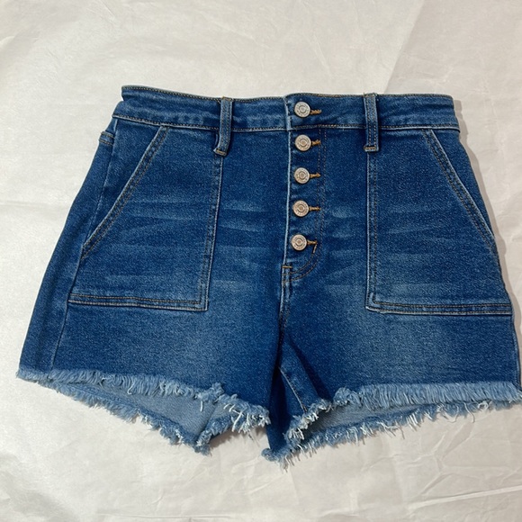 YMI SHORTS HIGH RISE DENIM BUTTON FLY ROW HEM SIZE 7/28 - Picture 5 of 5
